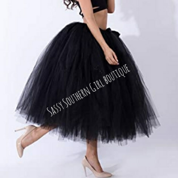🆕⭐ Boho black fluffy tulle midi skirt - Picture 3 of 6